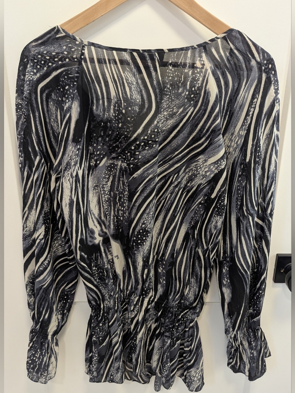 TH by Thrive Silk Blouse Abstract Print Draped Neck Flowy Boho Top - Picture 7 of 9